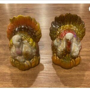 Sold on Ebay Turkeys Salt Pepper Shakers Set Ceramic Cracker Barrel Thanksgiving